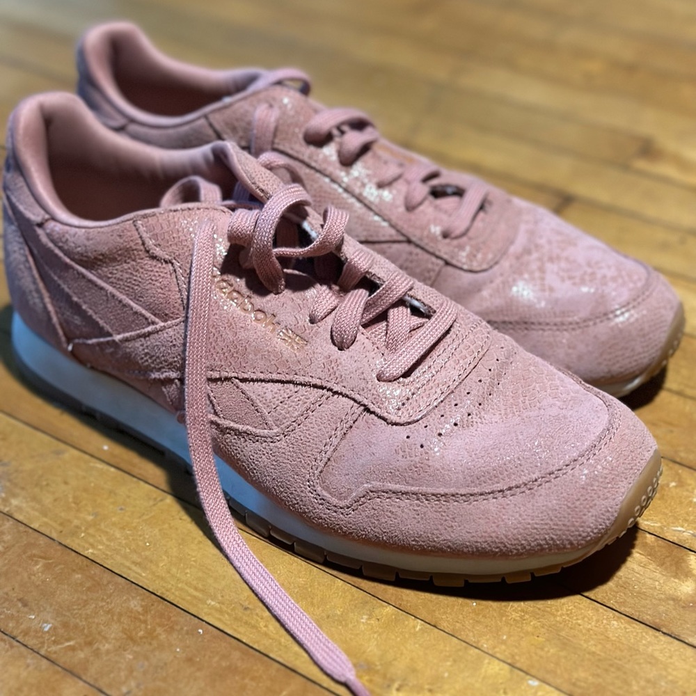 Rebock Pink Suede Sneakers